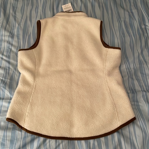 NWT Barbour Breeder’s Cup Vest - Picture 4 of 5